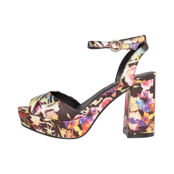 NWT Size 37 Floral Platform shoes Truffle Collection - Picture 3 of 10